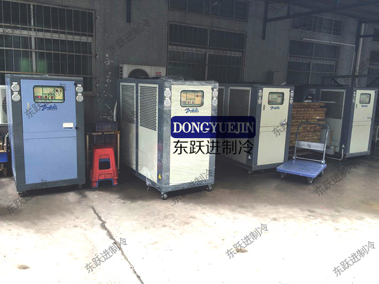 冰水機(jī) 冰水機(jī)